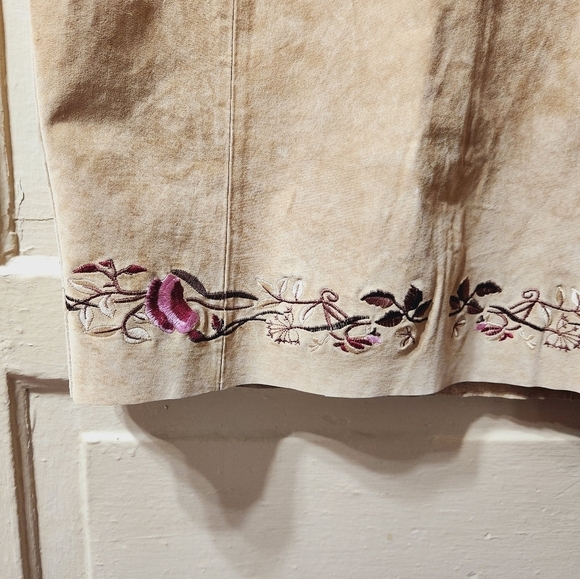 Lane Bryant Vintage 100% Genuine Leather Shell Embroidered Midi Skirt NWT - Picture 4 of 8